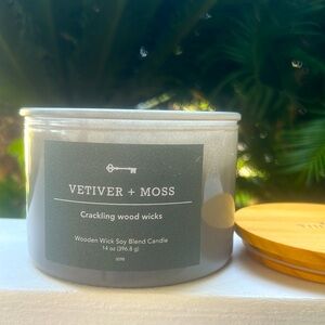 Vetiver + Moss Scented Candle